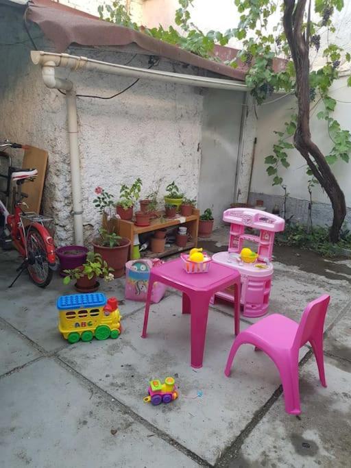 Holiday home Centrally Located Lemon House Tirana