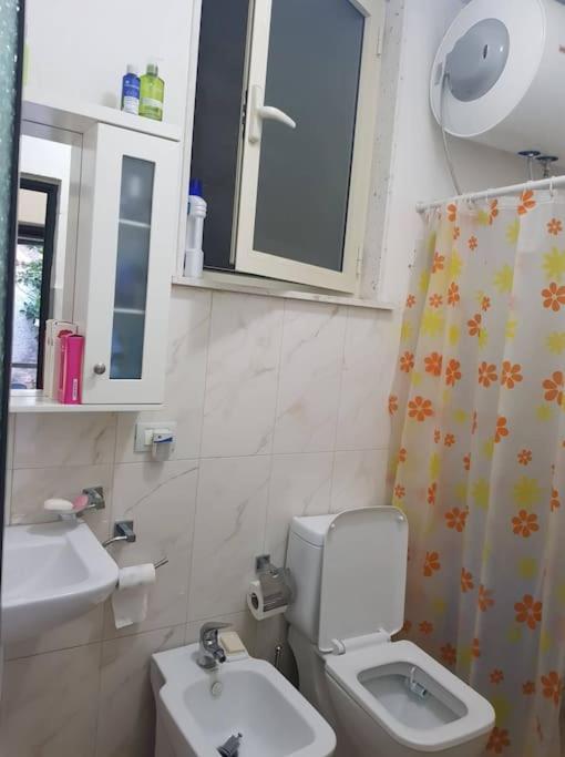 Holiday home Centrally Located Lemon House Tirana
